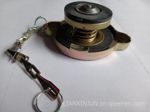 東風(fēng)商用車(chē)膨脹水箱蓋 作用、選購(gòu)與常見(jiàn)問(wèn)題解析